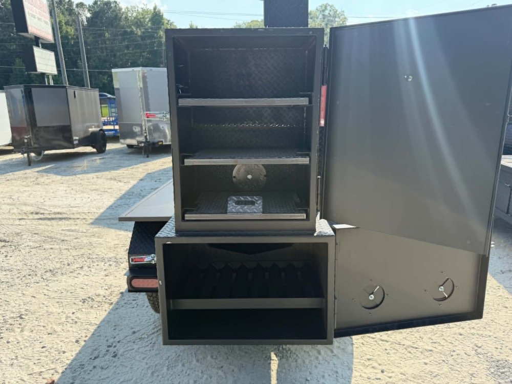 60" Reverse Flow Smoker, Grill, Rib Box, Insulated Firebox, Fish Fryer