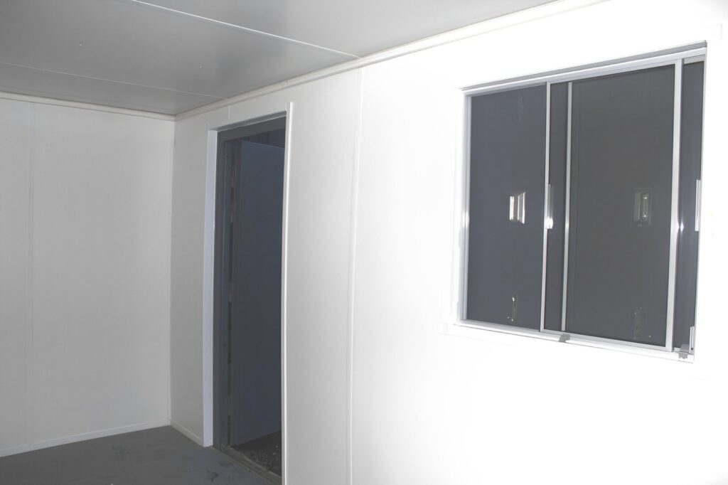 15Ft ModiBox Office