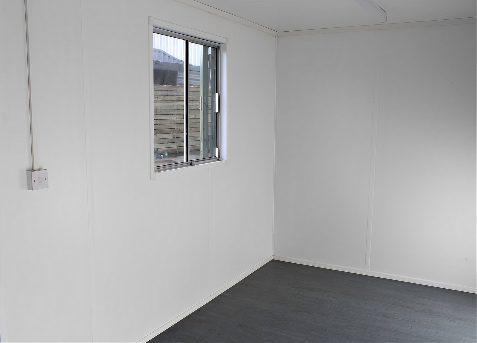 15Ft ModiBox Office