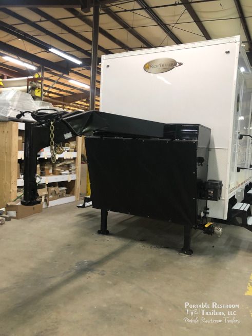 16 Station Portable Shower Trailer | Classic Series