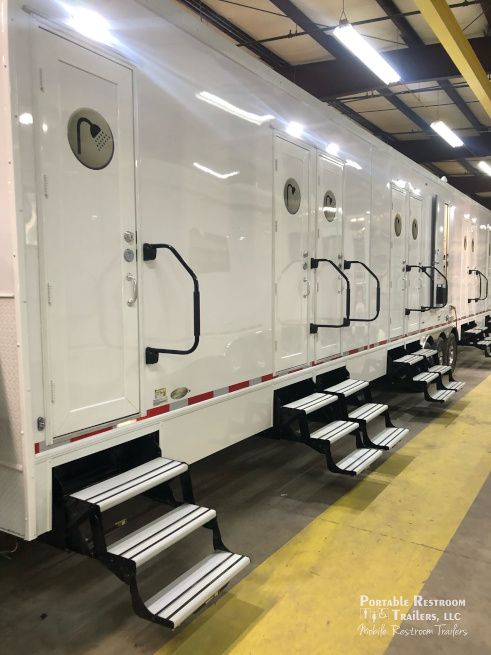 16 Station Portable Shower Trailer | Classic Series