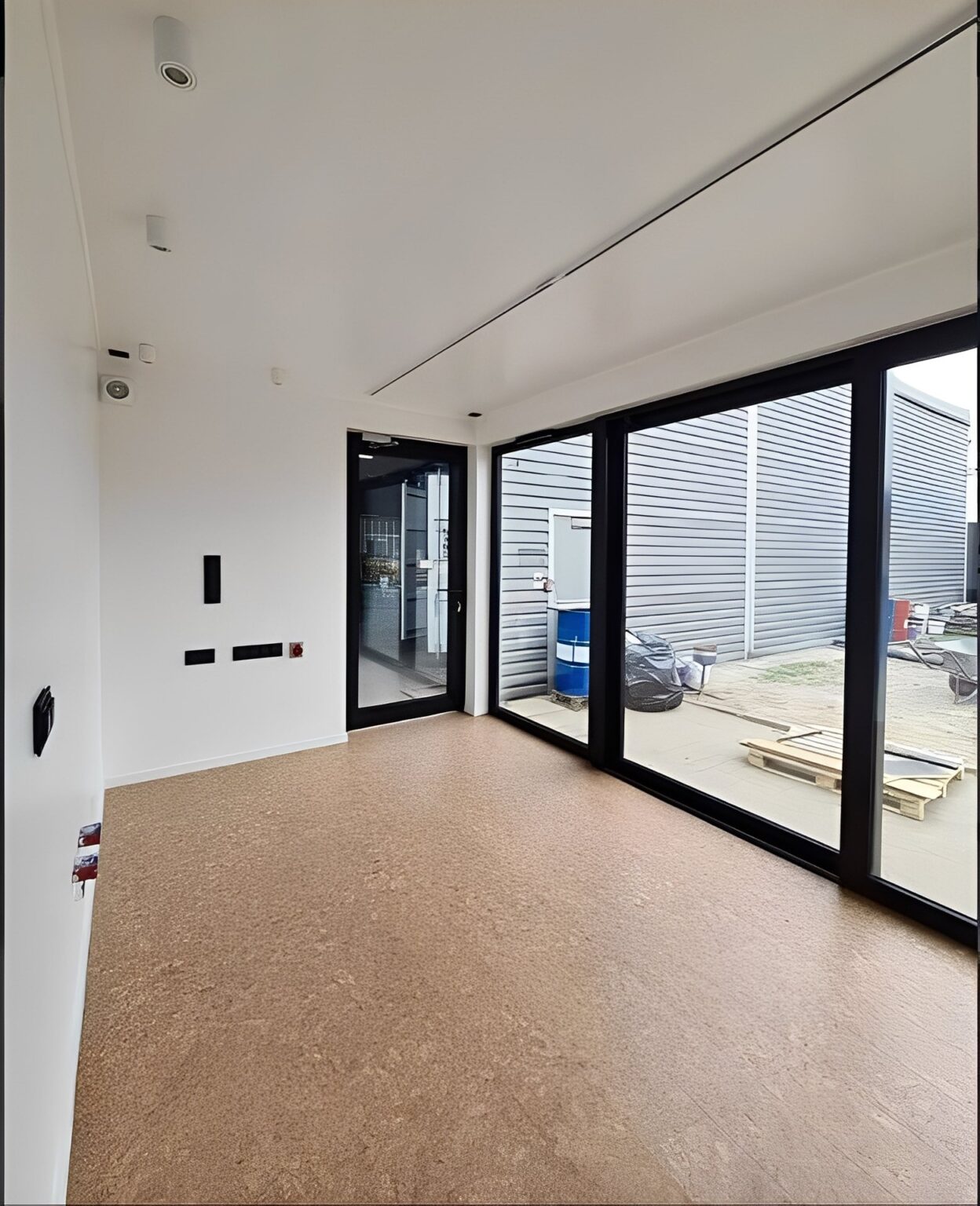 20ft x 12ft Ready-to-Use Home/Office Container