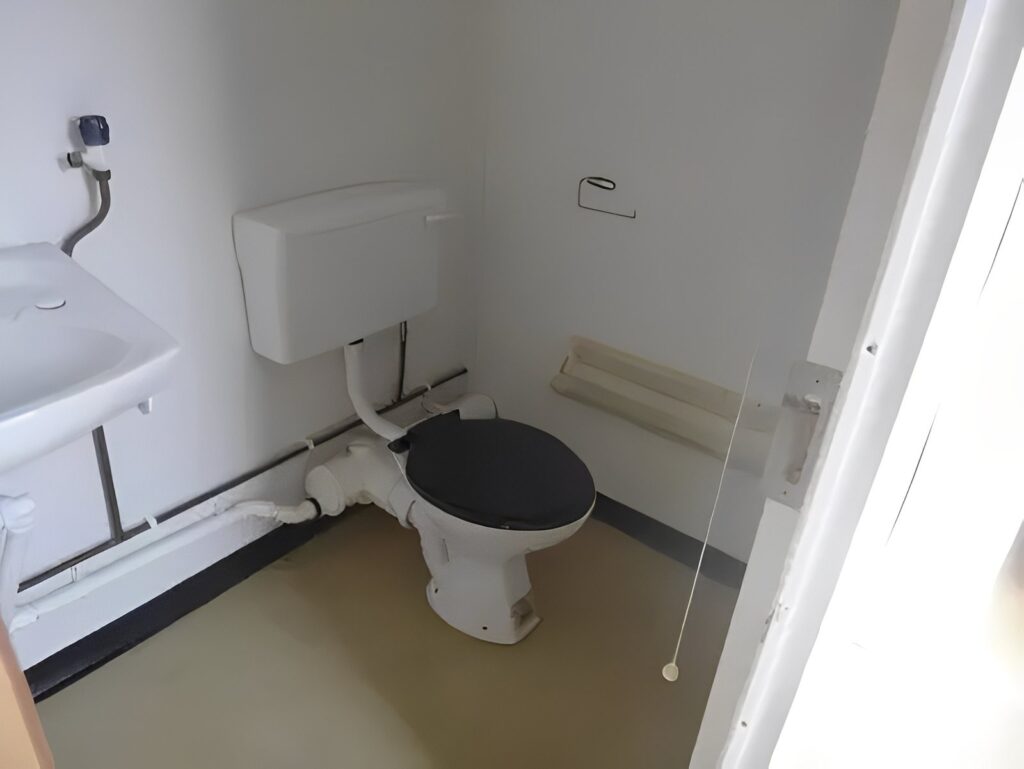 2+1 Toilet & Drying Room