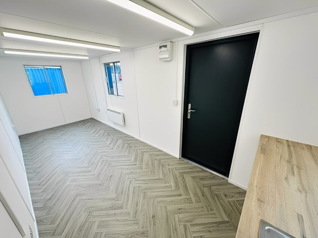 21ft x 8ft Office / Canteen Cabin – Refurbished Anti-Vandal Portable Building