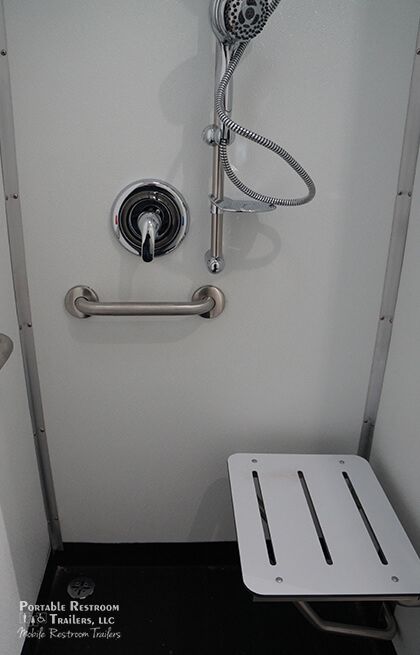 ADA Mobile Shower Restroom Combo + 3 Station Skid Unit | Oahu Series