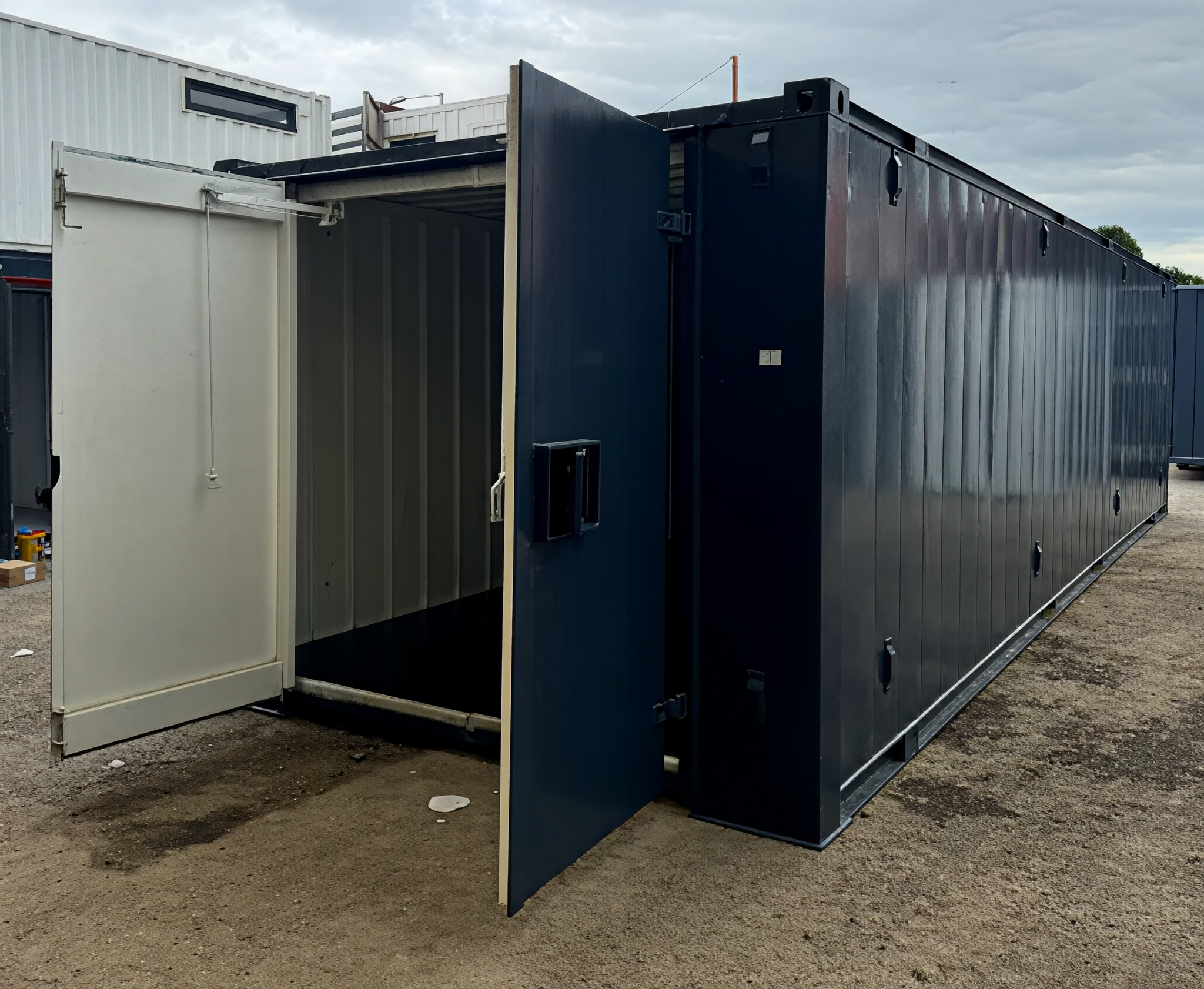32ft x 10ft Secure Steel Storage Container – Anti-Vandal Lockable Storage Unit