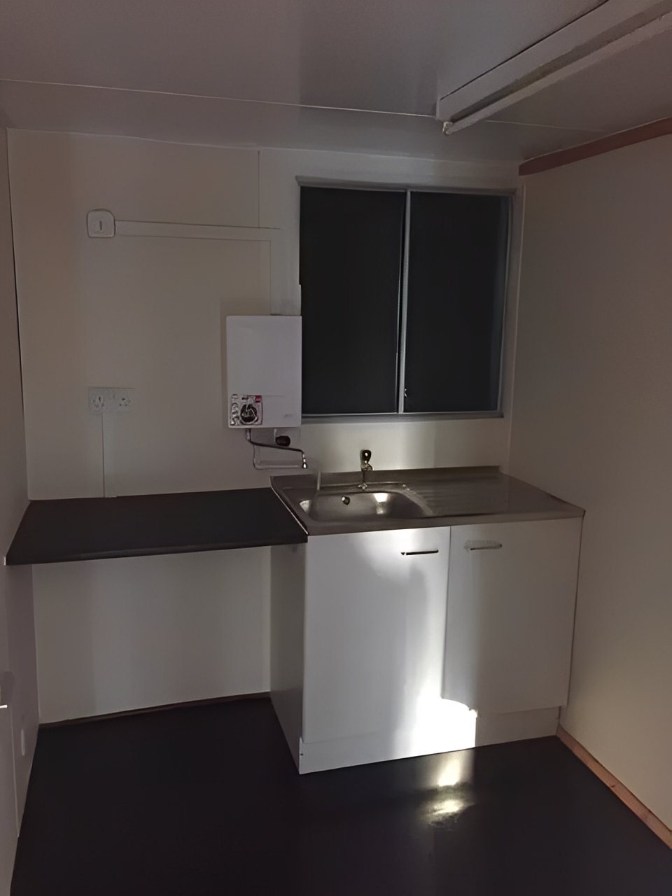 32ft x 10ft Anti Vandal Office/Kitchen/Toilet