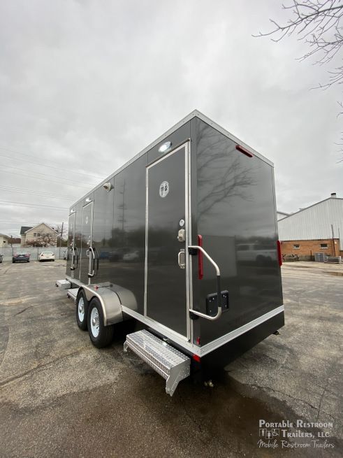 3 Station Shower Trailer Combo | Oahu Series - 4 Season