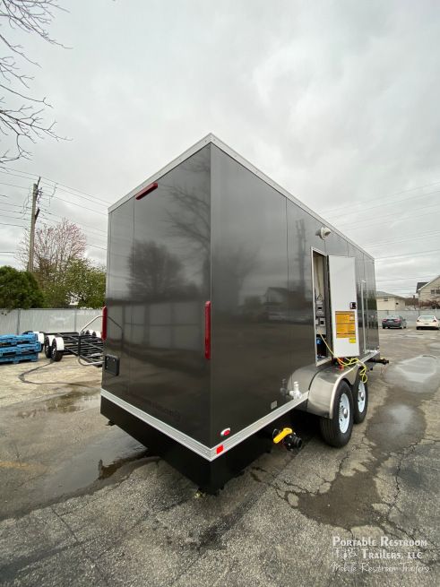 3 Station Shower Trailer Combo | Oahu Series