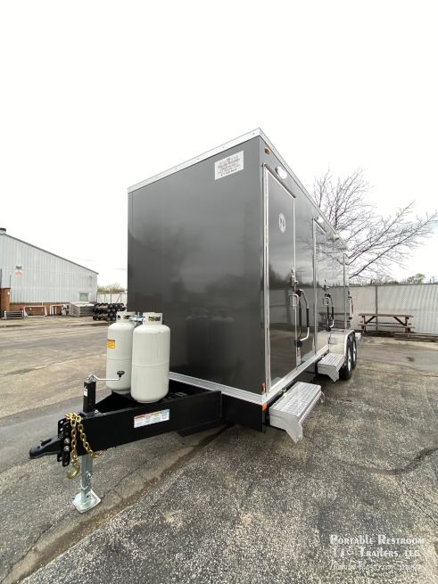 3 Station Shower Trailer Combo | Oahu Series - 4 Season