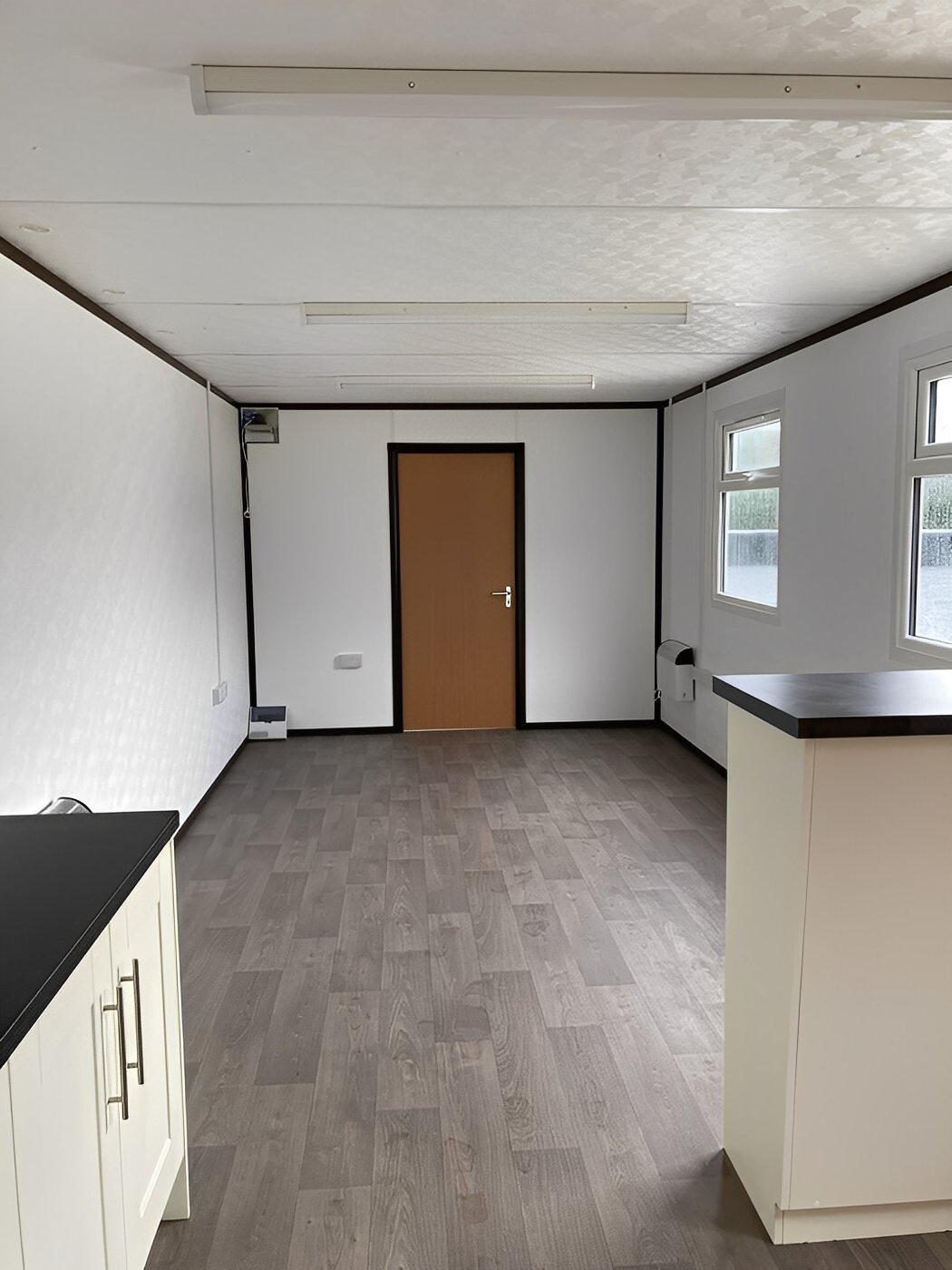 40Ft x 10Ft Jackleg Office Cabin