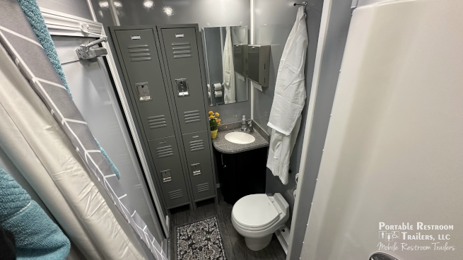 4 Station Shower Trailer Combo w/Lockers | Classic Series