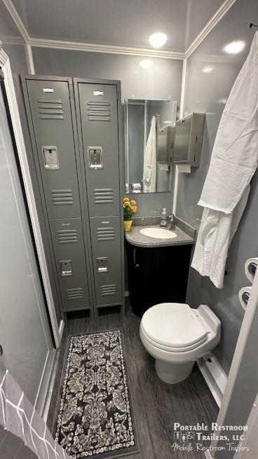 4 Station Shower Trailer Combo w/Lockers | Classic Series