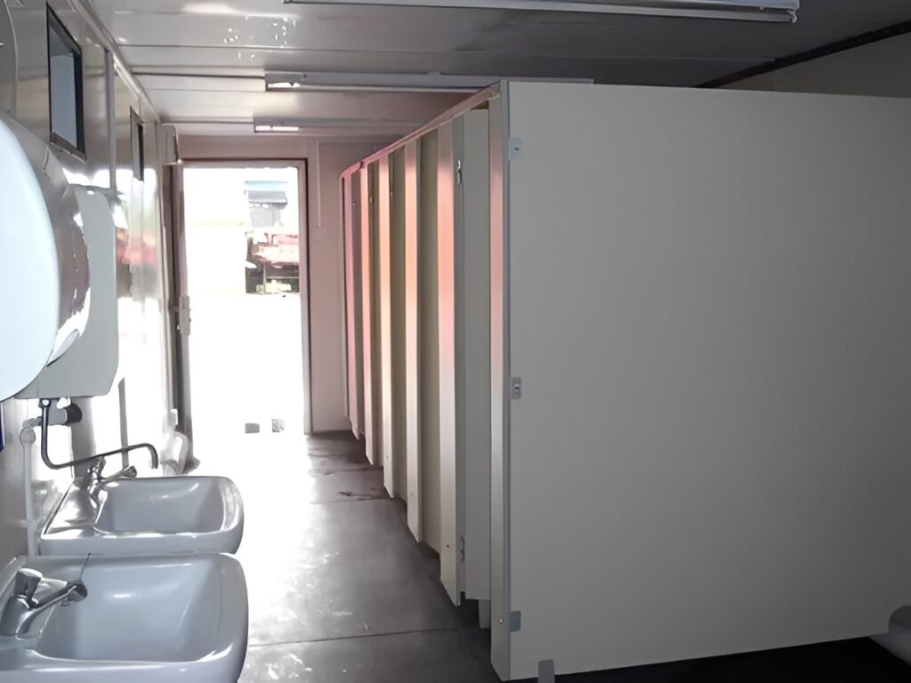6+1 Anti Vandal Jackleg Toilet Block