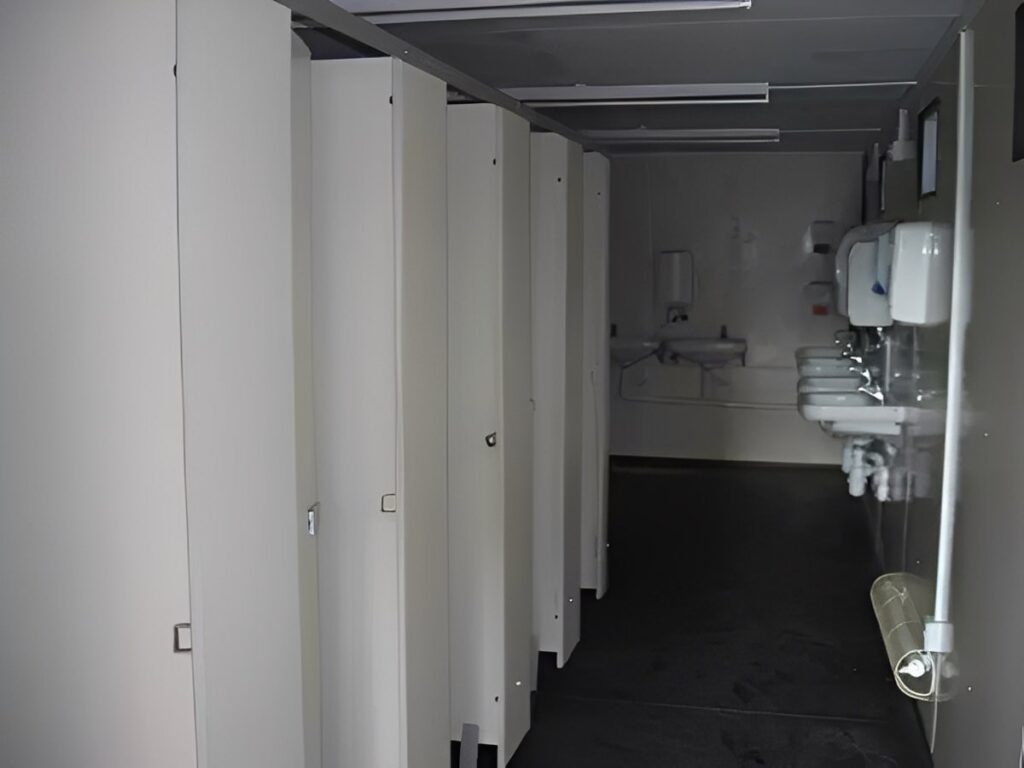 6+1 Anti Vandal Jackleg Toilet Block