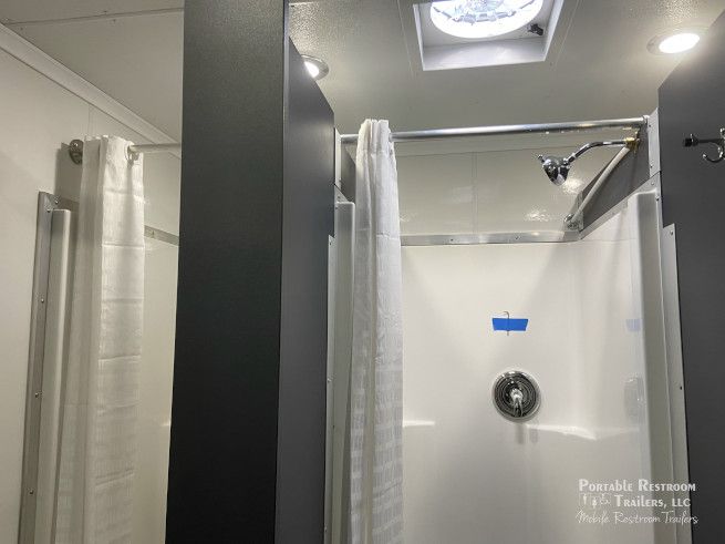 6 Station Shower Trailer Skid Unit | Oahu Series