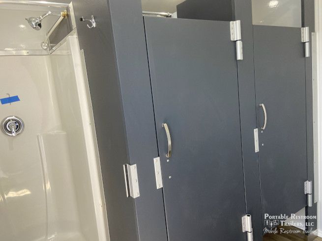 6 Station Shower Trailer Skid Unit | Oahu Series