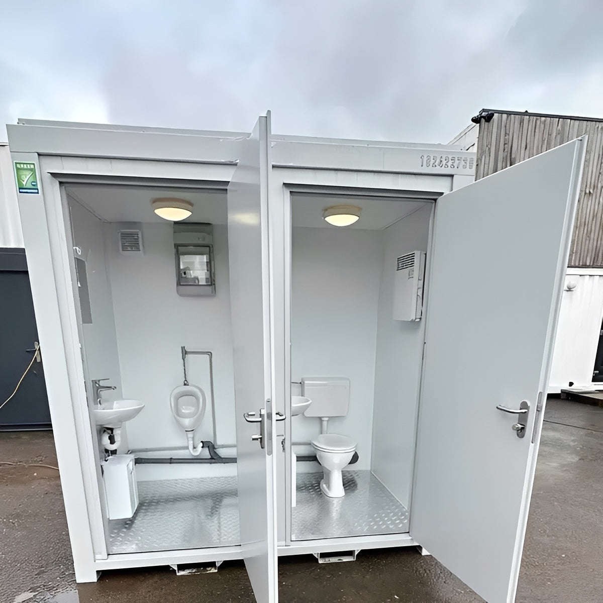 8ft x 5ft Portable Toilet Block with Toilet & Urinal
