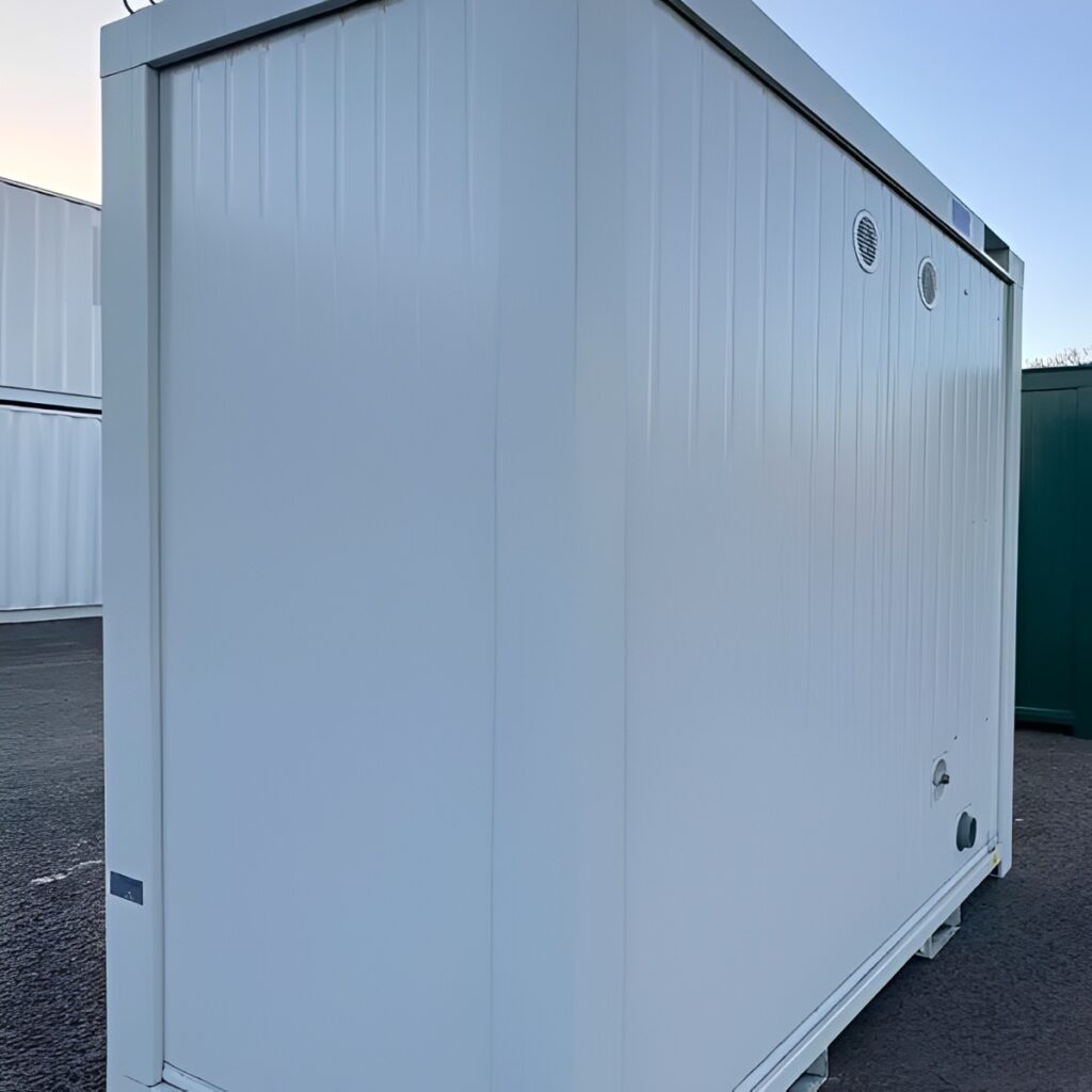 8ft x 5ft Portable Toilet & Shower Block – Insulated Steel Welfare Unit with Water Heater