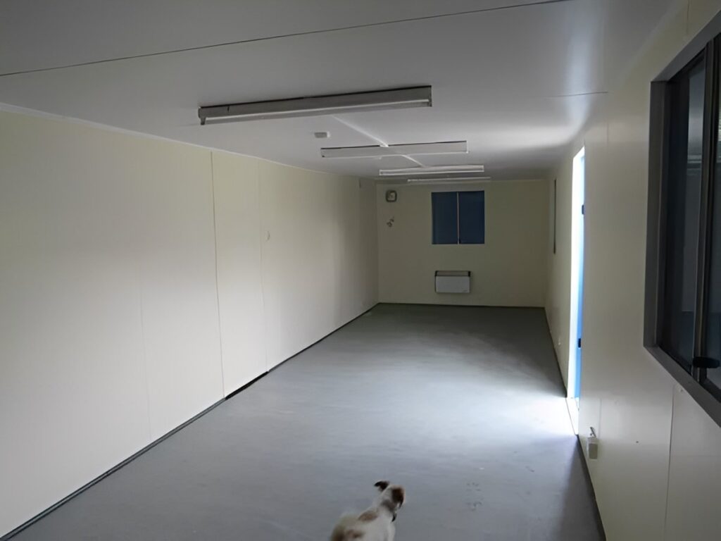 32ft x 10ft Anti Vandal Open Plan Portable Cabin
