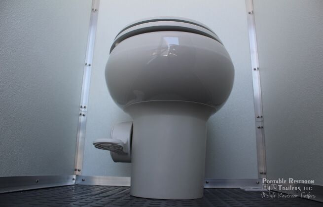 3 Station Shower Trailer / Restroom Combo with Dual Laundry Suite