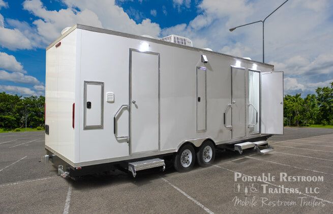 6 Station Shower Trailer with Laundry Room | Oahu Series