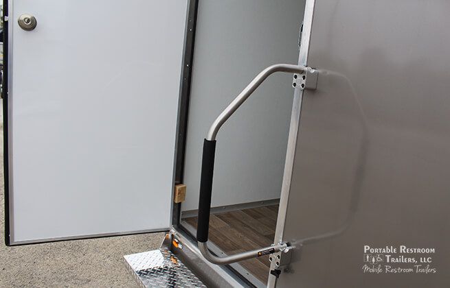 3 Station Shower Trailer Restroom Combo | Oahu Series – All Electric