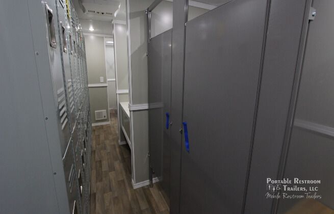 4 Station Shower Trailer / Restroom / Locker Room Combo | Oahu Series