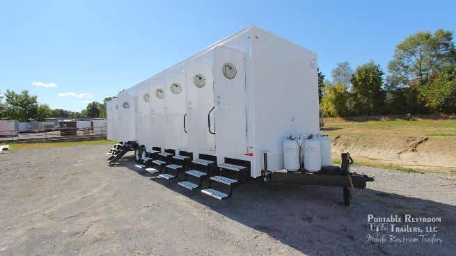 8 Station Shower Trailer | Grey Silk Series - Private
