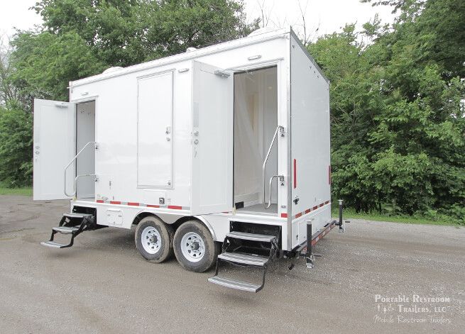 4 Stall Shower Trailer / Restroom Combo | Classic Series - 4 Season